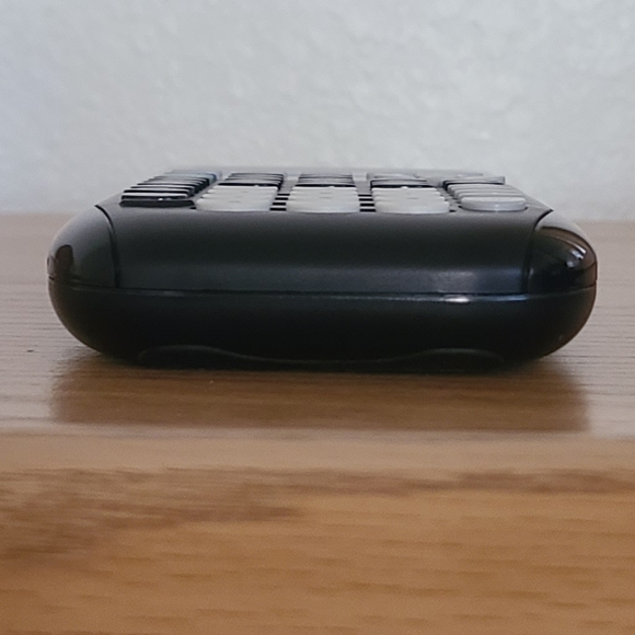 TI-84 Plus Silver Edition Graphing Calculator - Picture 8 of 17